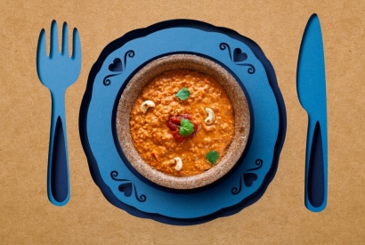 Indyjski Dal z Orzechami Nerkowca - Bajkowa Podr&oacute;ż do Krainy Orientu